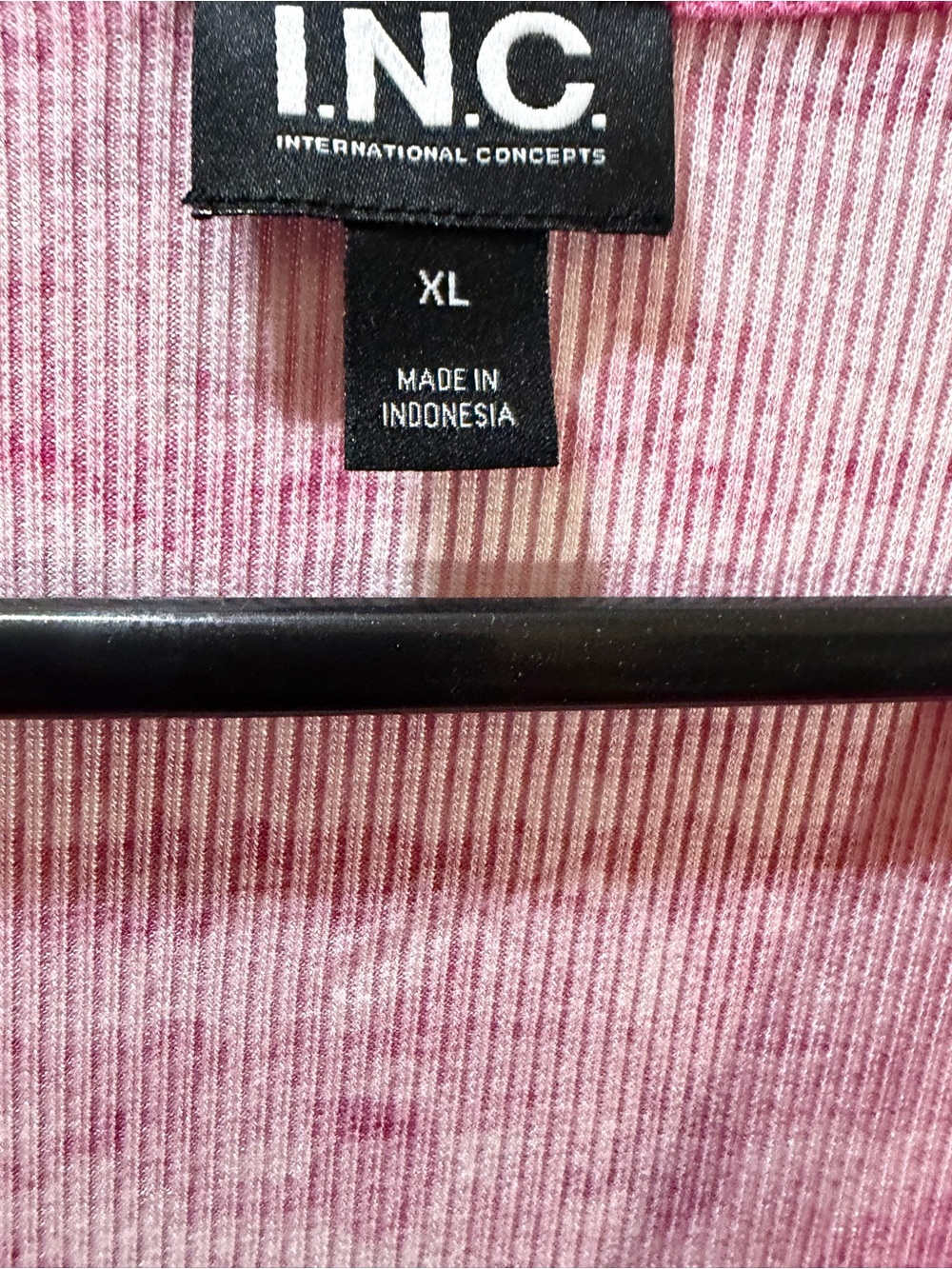 INC International Concepts Pink V-Neck Short Sleeve Tie-Dye Tee - Picture 3 of 6